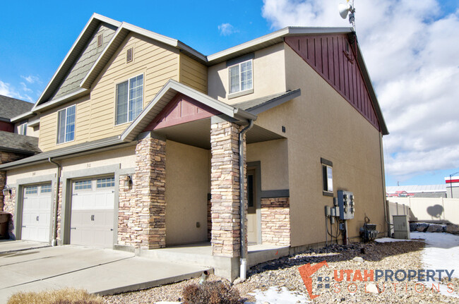 312 Seagull Ln in Saratoga Springs, UT - Building Photo - Building Photo