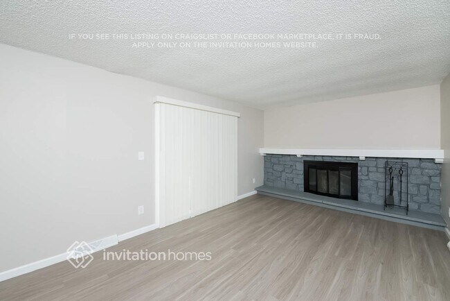 10439 Iris Way in Westminster, CO - Building Photo - Building Photo