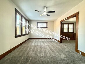 907 Lincoln Ave in Fort Wayne, IN - Building Photo - Building Photo