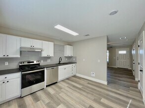 2012 Cedarhill Dr in Killeen, TX - Building Photo - Building Photo
