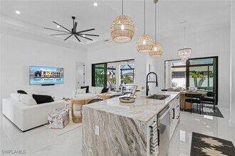 1923 SW 27th Terrace in Cape Coral, FL - Building Photo - Building Photo