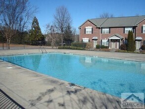 460 Barnett Shoals Rd, Unit E3 in Athens, GA - Building Photo - Building Photo