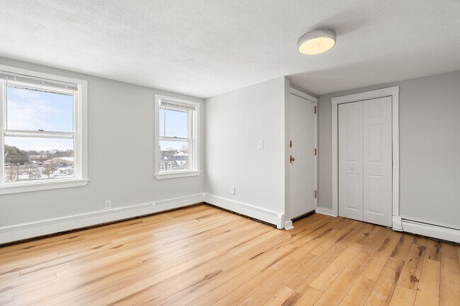 25 Porter St, Unit 3 in Taunton, MA - Building Photo - Building Photo