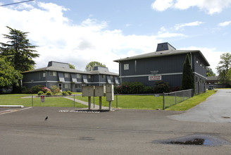 Polynesian Terrace in Fairview, OR - Building Photo - Building Photo