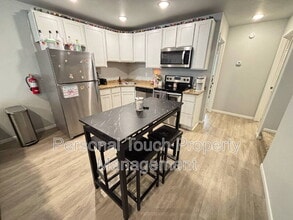 808 7th Ave S in Moorhead, MN - Building Photo - Building Photo