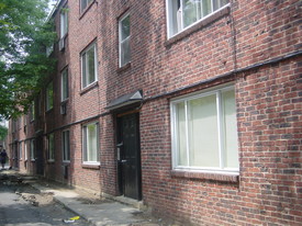 749 Wethersfield Ave in Hartford, CT - Foto de edificio - Building Photo