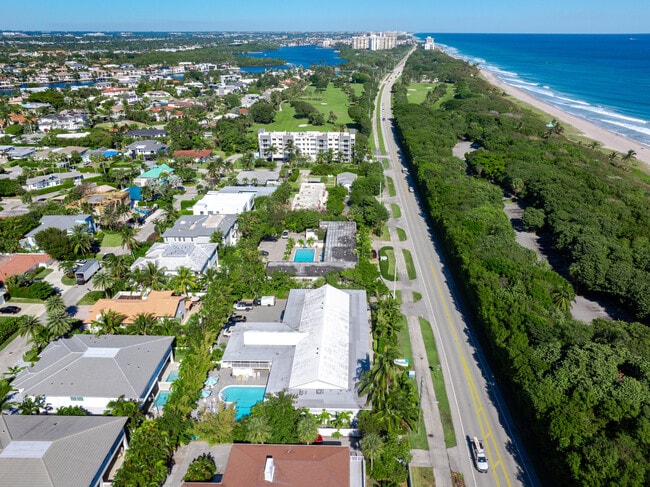 501 N Ocean Blvd in Boca Raton, FL - Building Photo - Building Photo