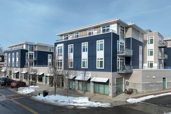 30 Haven in Reading, MA - Foto de edificio - Building Photo