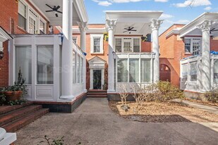 872 Briarcliff Rd NE in Atlanta, GA - Building Photo