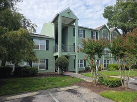 2031 Dixie Belle Dr in Orlando, FL - Building Photo