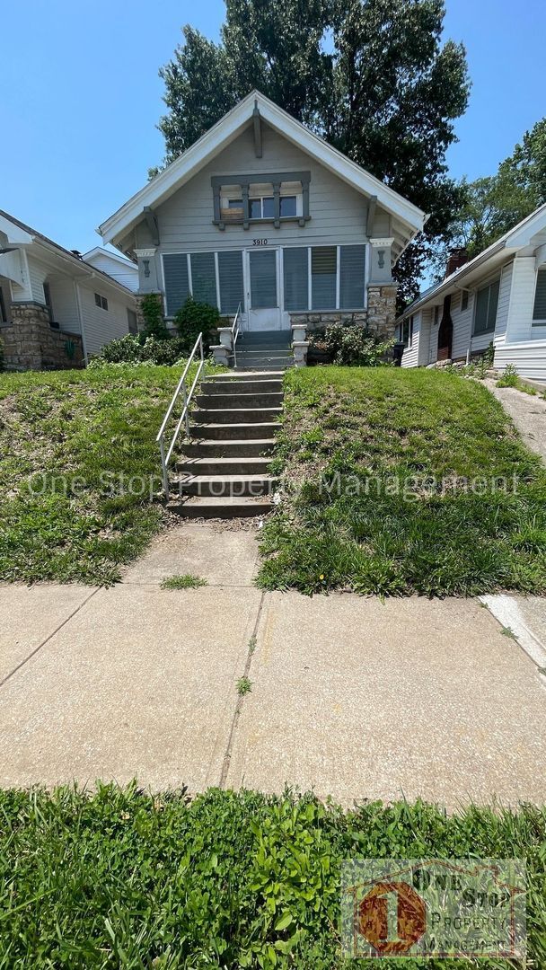 property at 3910 College Ave