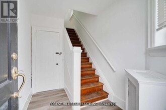 8 Poplar Plains Crescent in Toronto, ON - Building Photo - Building Photo