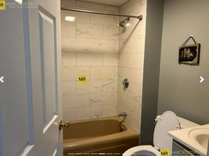 21 Weston St, Unit T in Waltham, MA - Building Photo - Building Photo