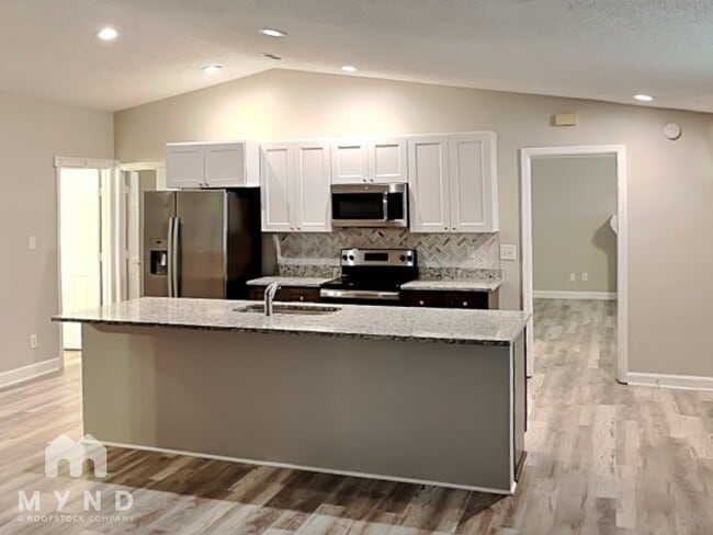 5825 Crossing King Dr in Charlotte, NC - Foto de edificio - Building Photo