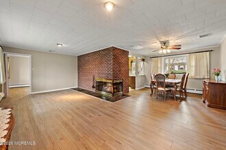 14 Swan Ave in Rumson, NJ - Building Photo - Building Photo