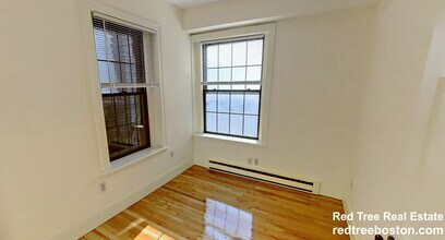 88 W Cedar St, Unit 7 in Boston, MA - Foto de edificio - Building Photo