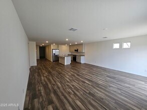 1185 N 13th St in Coolidge, AZ - Foto de edificio - Building Photo
