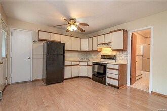 45 Garrity Ave in Lake Ronkonkoma, NY - Building Photo - Building Photo