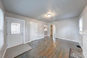 4430 Crittenden Ave in Indianapolis, IN - Building Photo - Building Photo