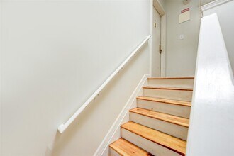 162-15 46th Ave-Unit -2 in Queens, NY - Foto de edificio - Building Photo