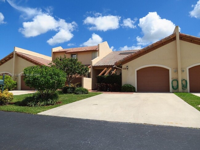 8567 SW 115th Pl in Miami, FL - Building Photo - Building Photo