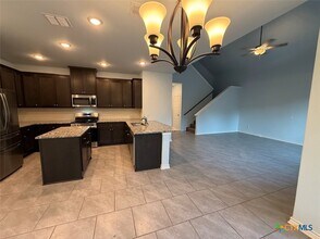 382 Susie Dr in Canyon Lake, TX - Building Photo - Building Photo