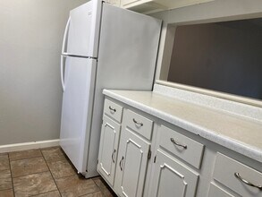 25 Rossfield Cv, Unit L in Jackson, TN - Building Photo - Building Photo