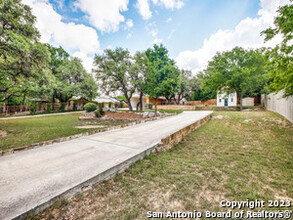 651 Hancock Rd in Canyon Lake, TX - Building Photo - Building Photo