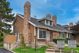 830 E Pond View Way in Millcreek, UT - Building Photo