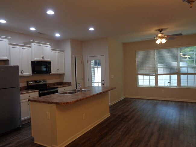 2451 Hartfield Cir in Winston-Salem, NC - Building Photo - Building Photo