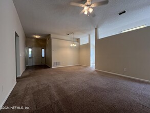 1426 Laurel Oak Dr in Orange Park, FL - Building Photo - Building Photo