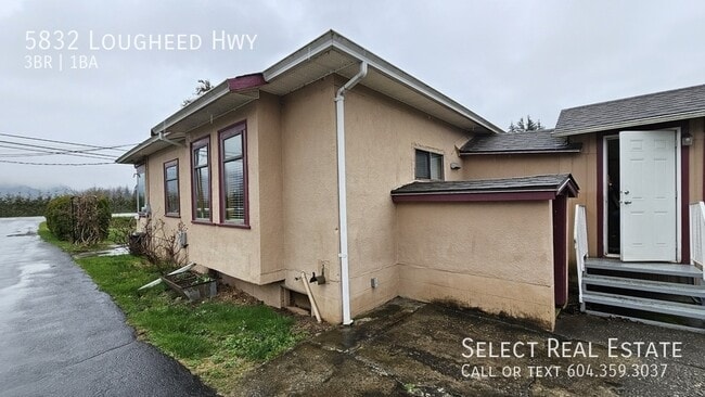 5832 Lougheed Hwy. in Agassiz, BC - Building Photo - Building Photo