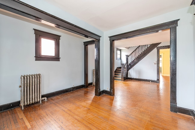 977 Woodruff Pl E Dr in Indianapolis, IN - Building Photo - Building Photo