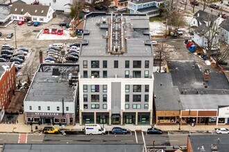 55 N Main St in Rochester, NH - Building Photo - Building Photo