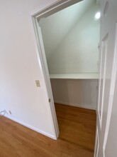 308 E Valencia Ave in Burbank, CA - Foto de edificio - Building Photo