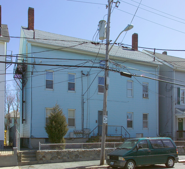 86 Kilburn St in Fall River, MA - Building Photo - Building Photo