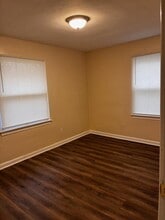 9757 Lorna Ln in St. Louis, MO - Building Photo - Building Photo