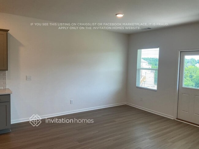 125 Glacier Wy in La Vergne, TN - Building Photo - Building Photo