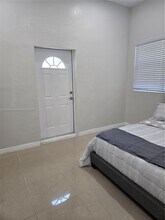 357 SW 18th Rd in Miami, FL - Building Photo - Building Photo