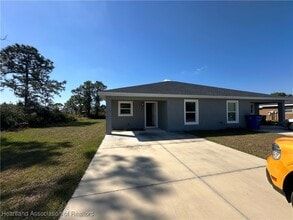 6952 San Benito Dr in Sebring, FL - Building Photo - Building Photo
