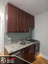 2846 N Mildred Ave, Unit X1 in Chicago, IL - Building Photo - Building Photo