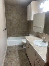 8 Highland Dr in Perry, OK - Building Photo - Building Photo