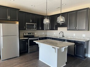 1285 Enterprise Dr in Lynchburg, VA - Building Photo - Building Photo
