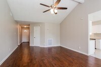 12814 Crystal Cove Dr photo'