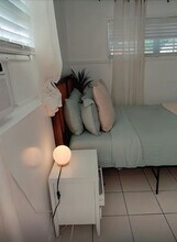 1390 NW 29th Ave in Miami, FL - Building Photo - Building Photo