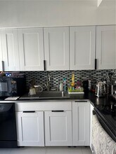 10250 W Bay Harbor Dr in Bay Harbor Islands, FL - Building Photo - Building Photo