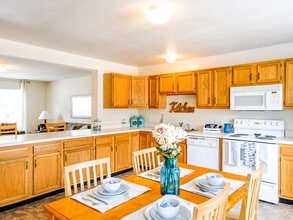 Copper Beech at Radford in Radford, VA - Foto de edificio - Interior Photo