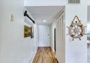 2100 Ocean Shore Blvd in Ormond Beach, FL - Building Photo - Building Photo