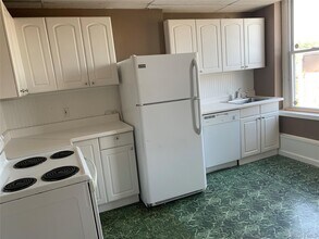 249 NY-25A in Huntington, NY - Building Photo - Building Photo