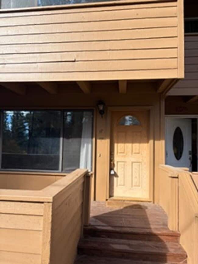 property at 866 Northwood Dr